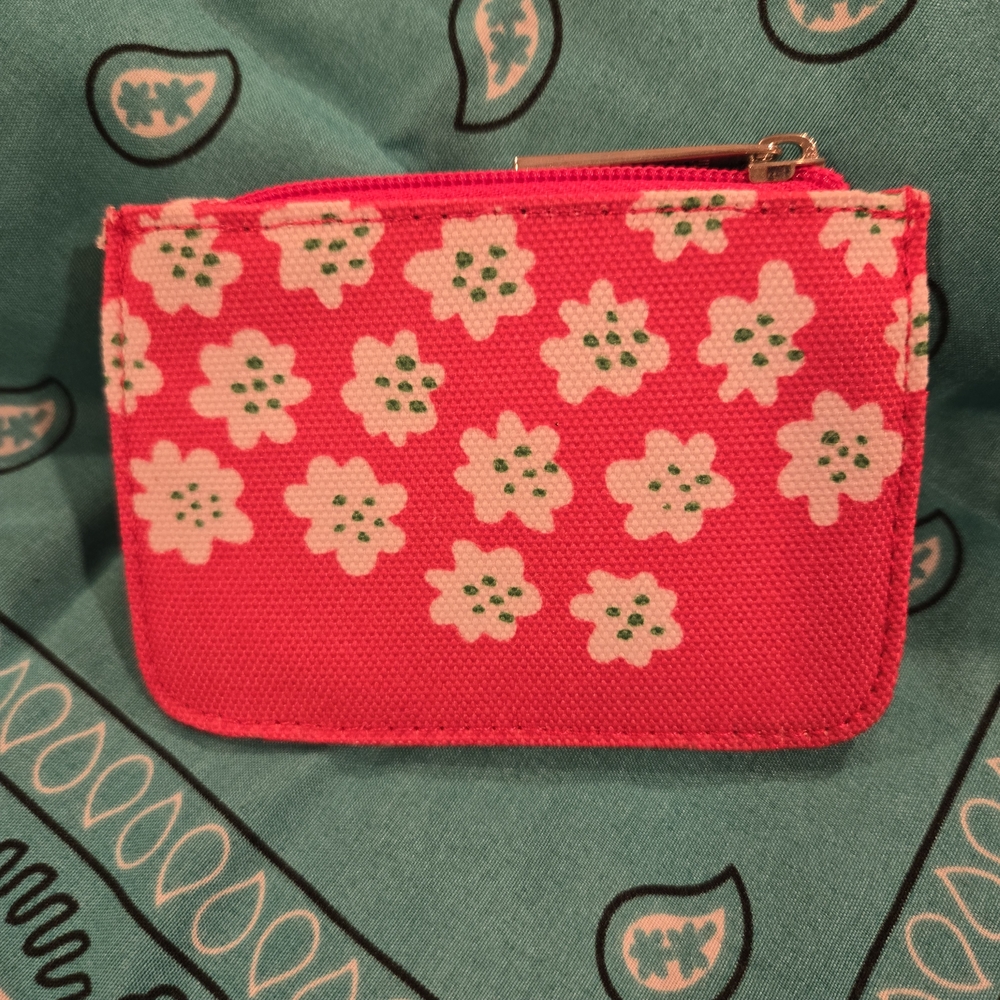 Marimekko Pink and White Floral Pouch Set - Picture 9 of 11